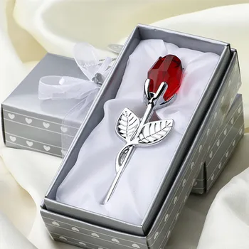Dan zaljubljenih Dar za Djevojku Dečko Mini Kristalnu Kuglu Rose Cvijet Poklone za Vjenčanje za Goste za Zabavu Suvenir Poklone